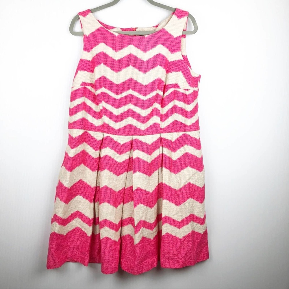 Taylor Pink & Cream Fit & Flare Sleeveless Dress